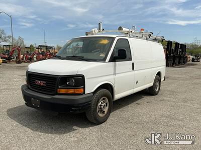 2014 GMC Savana G3500 Cargo Van