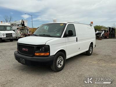 2014 GMC Savana G3500 Cargo Van