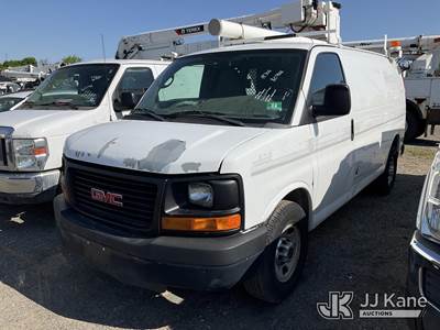 2012 GMC Savana G3500 Cargo Van