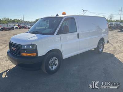 2020 GMC Savana G3500 Cargo Van