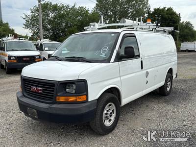 2015 GMC Savana G3500 Cargo Van