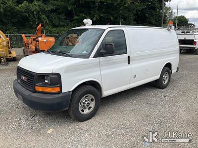 2013 GMC Savana G3500 Cargo Van