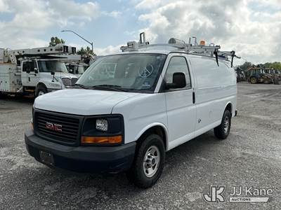 2015 GMC Savana G3500 Cargo Van