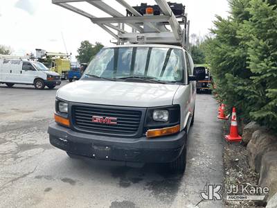 2014 GMC Savana G3500 Cargo Van