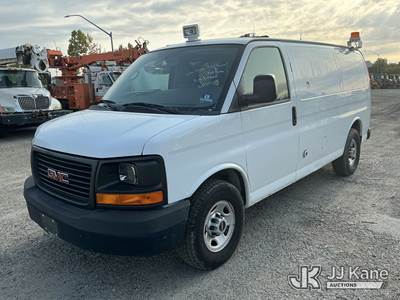 2014 GMC Savana G3500 Cargo Van