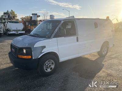2010 GMC Savana G3500 Cargo Van