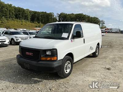 2008 GMC Savana G3500 Cargo Van