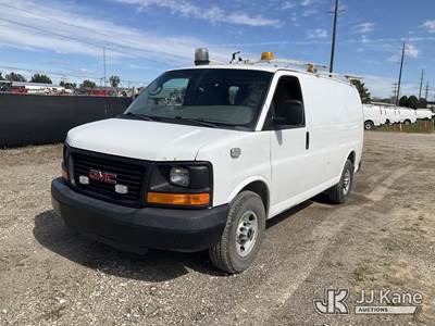 2013 GMC Savana G3500 Cargo Van
