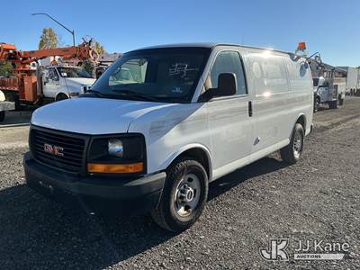 2012 GMC Savana G3500 Cargo Van