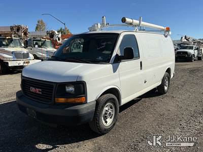 2015 GMC Savana G3500 Cargo Van