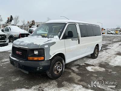 2010 GMC Savana LS G3500 Passenger Van