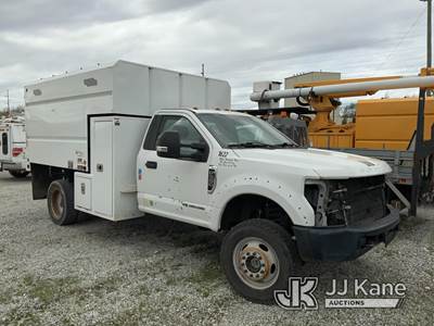 Ford F-550 Chipper Truck