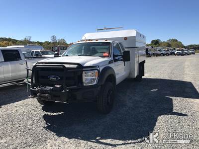 2013 Ford F550 4x4 Extended-Cab Chipper Dump Truck
