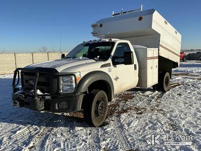2016 Ford F-550 Regular Cab DRW 4WD Chipper Dump Truck