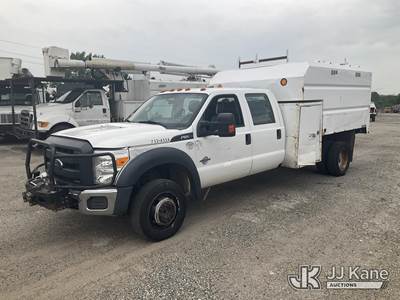 2014 Ford F550 4x4 Crew-Cab Chipper Dump Truck