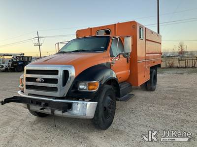 2015 Ford F-650 Chipper Dump Truck