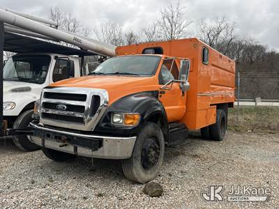 2015 Ford F650 Chipper Dump Truck