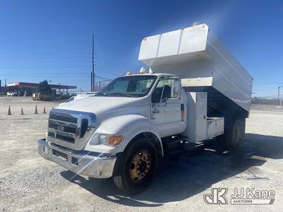 2007 Ford F-650 Chipper Dump Truck