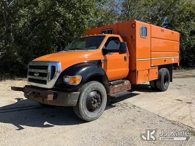 2012 Ford F-650 Regular Cab DRW Chipper Dump Truck