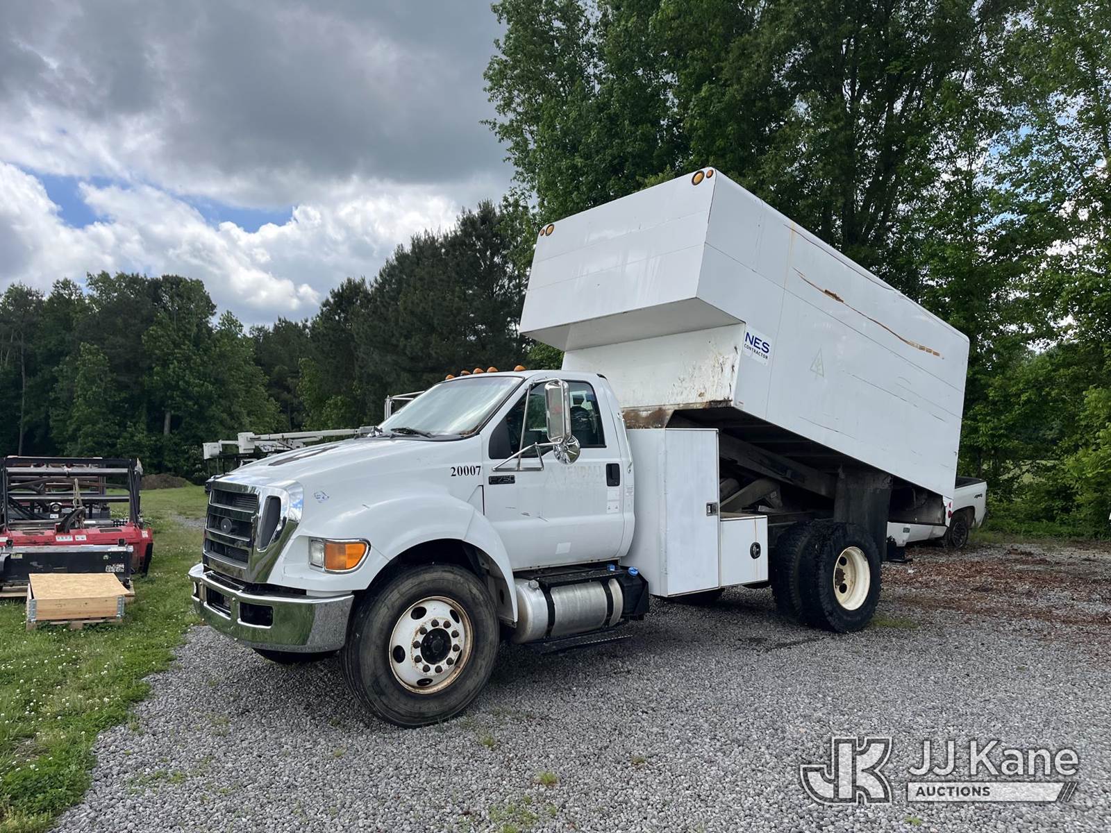Ford Chipper 2011 Ford F750 Chipper Dump Truck For Sale, 77,735 Miles | Wakefield ...