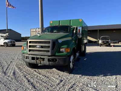 2015 Ford F-750 Chipper Dump Truck