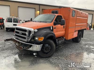 2012 Ford F750 Chipper Dump Truck