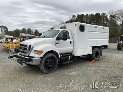 2015 Ford F750 Chipper Dump Truck