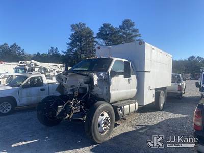 2016 Ford F-750 SuperCab 2WD DRW Extended-Cab Chipper Dump Truck