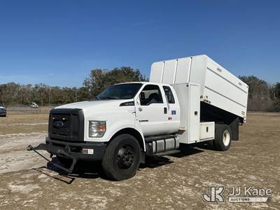 2017 Ford F-750 Extended-Cab Chipper Dump Truck