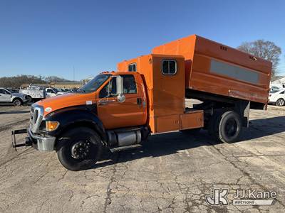 2013 Ford F-750 Chipper Dump Truck