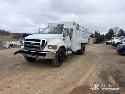 2015 Ford F750 Chipper Dump Truck