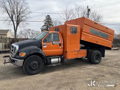 2012 Ford F-750 Chipper Dump Truck