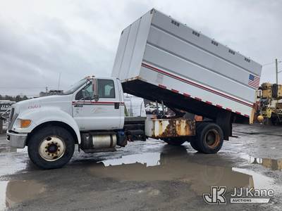 2015 Ford F750 Chipper Dump Truck