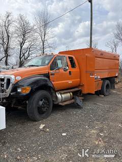 2015 Ford F-750 Extended-Cab Chipper Dump Truck