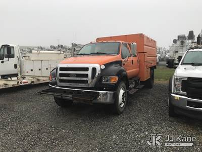2011 Ford F750 Chipper Dump Truck