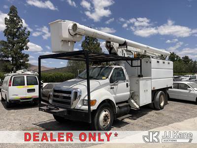 2009 Ford F-750 Regular Cab DRW Dump Chipper Truck