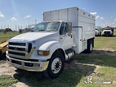 2015 Ford F-750 Chipper Dump Truck