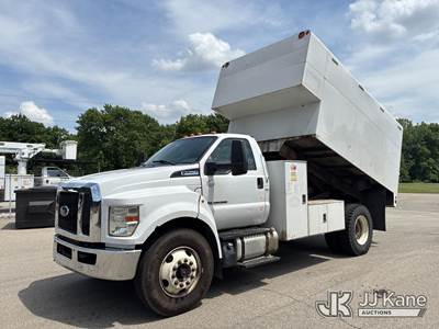 2016 Ford F-750 Regular Cab DRW 6.7L V8 4X2