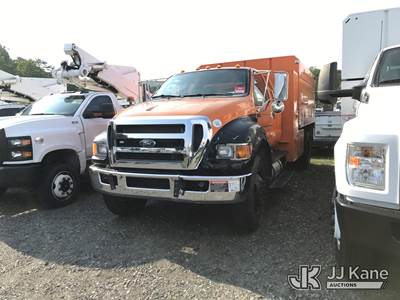 2015 Ford F-750 Chipper Dump Truck