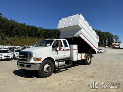 2015 Ford F750 Extended-Cab Chipper Dump Truck