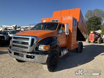 2015 Ford F-750 Regular Cab DRW Chipper Dump Truck