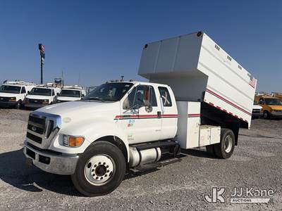 2015 Ford F750 Chipper Dump Truck