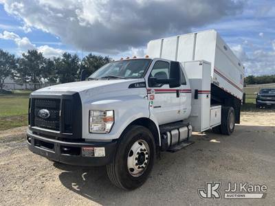 2017 Ford F750 Extended-Cab Chipper Dump Truck
