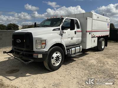 2017 Ford F-750 SuperCab DRW 6.7L L6 4X2