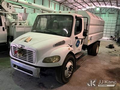 2006 Freightliner M2 106 Medium Duty Chipper Dump Truck