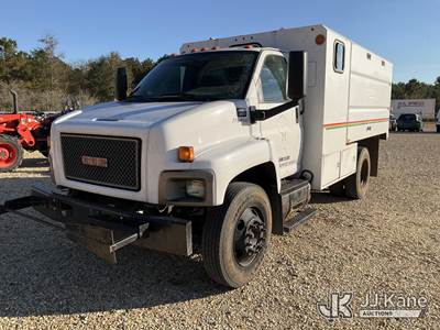 2009 GMC C6500 Chipper Dump Truck
