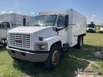 2006 GMC C6500 Chipper Dump Truck