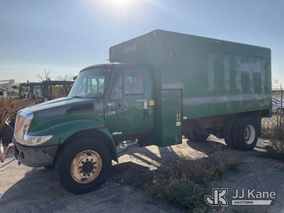 2005 International 4300 Chipper Dump Truck
