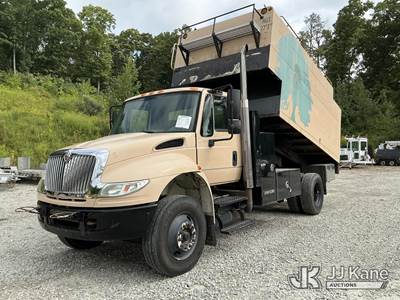 2007 International 4400 Chipper Dump Truck