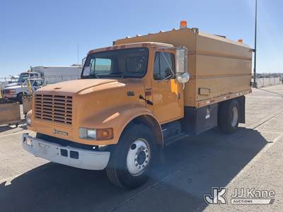 International 4700 Chipper Truck